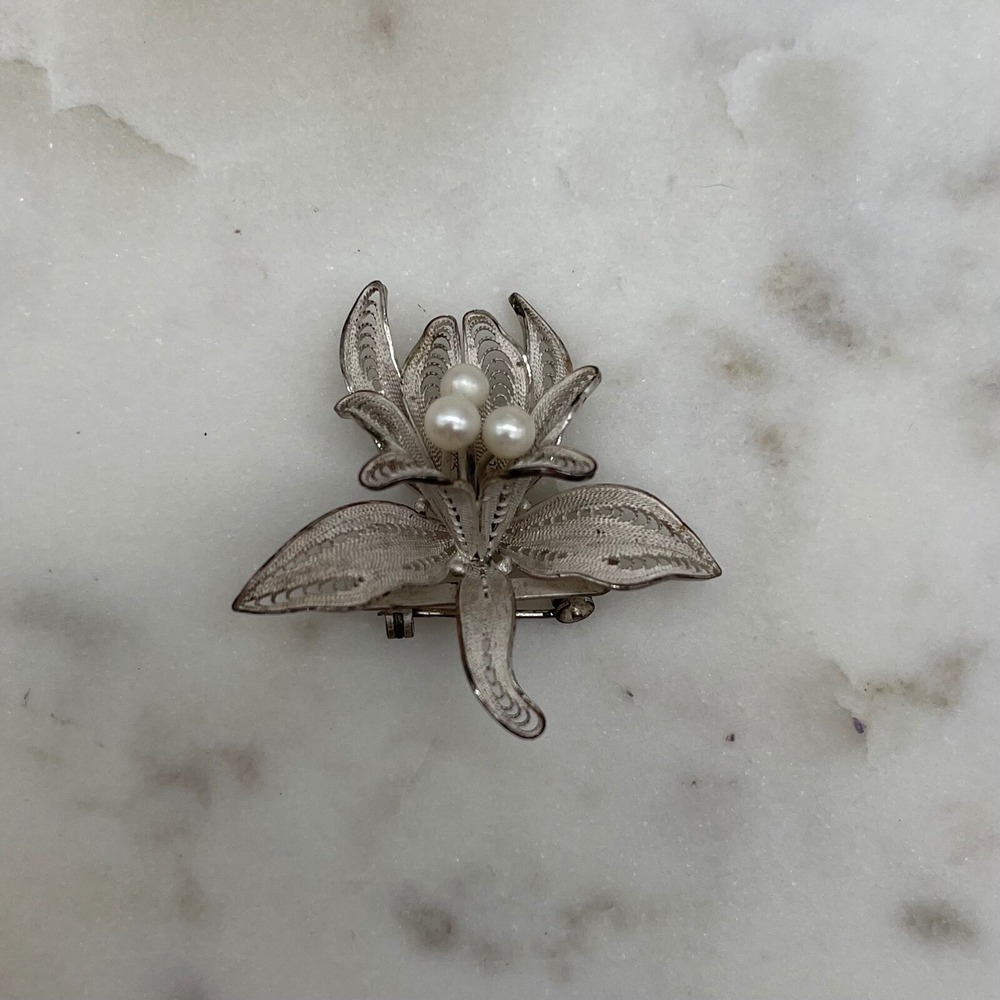 Vintage Silver Lily Orchid Flower w/  Pearl Center Filigree Wire Work Art Brooch